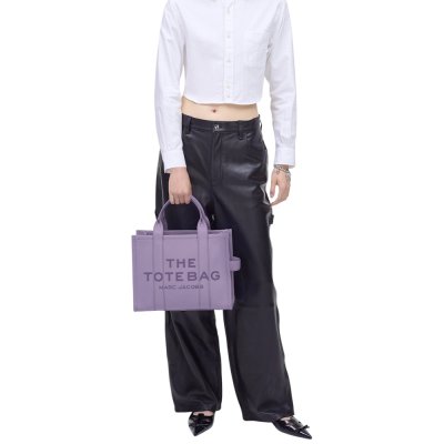 THE LEATHER MEDIUM TOTE BAG